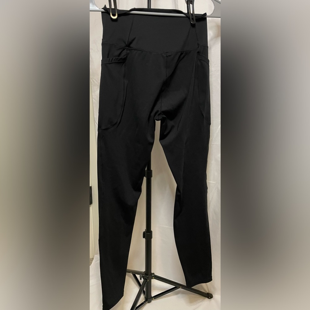 HALARA leggings     Size: Medium